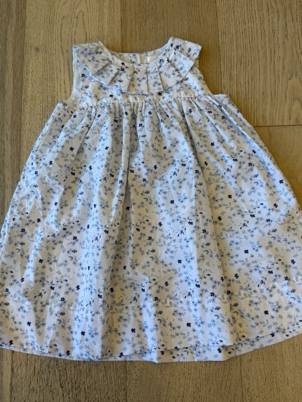 Eliza James Kids Blue Floral Dress Size 5 EUC